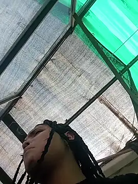 Maggyx online show from 02-25-26, 01:21