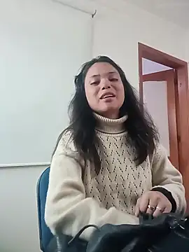 Maggyx online show from 06-16-26, 01:36
