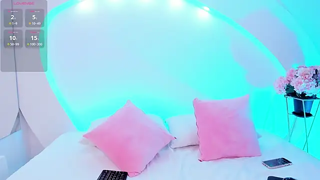 Lia Violeta online show from 02-08-26, 02:48