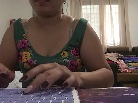 lady candy85 online show from 02-05-26, 04:17