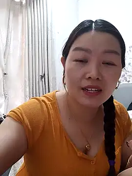 Jennie dogy online show from 05-10-26, 02:50