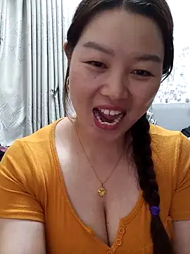 Jennie dogy online show from 05-10-26, 02:55