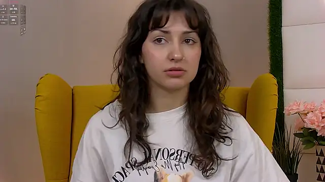 AngelaCox online show from 05-04-26, 06:09
