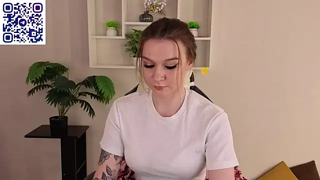 Snapshot of Amy_Davisss chatting on 04-05-26, 12:52 Amy Davisss online show from 04-05-26, 12:52