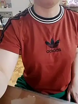 LiilyZi online show from 03-26-26, 01:55