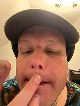 RaeganV online show from 03-14-26, 06:02