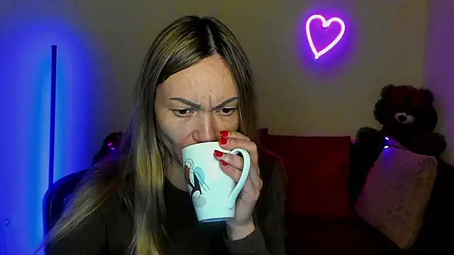 BlondMikey22 online show from 05-01-26, 05:23