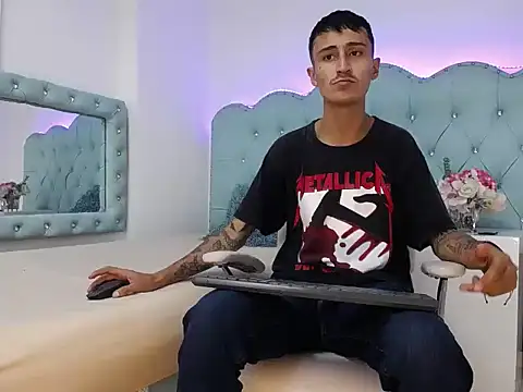 jullian ricciI online show from 02-05-26, 11:26