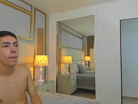 Snapshot of ValentinColins chatting on 02-15-26, 02:25 ValentinColins online show from 02-15-26, 02:25