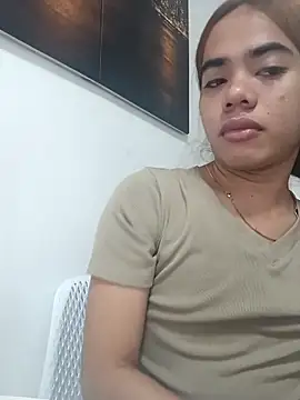 Wildcam21 online show from 03-18-26, 01:20