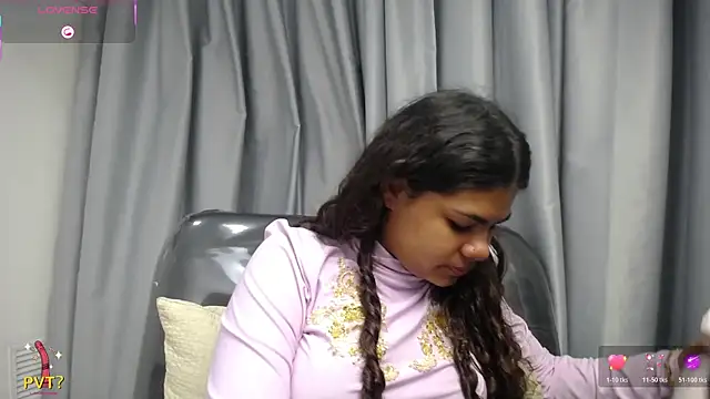 yaazhinii online show from 05-04-26, 11:39