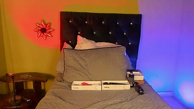 karenwild 1 online show from 05-16-26, 01:43