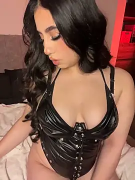 Snapshot of Sofiia_Vegaa chatting on 02-21-26, 12:00 Sofiia Vegaa online show from 02-21-26, 12:00