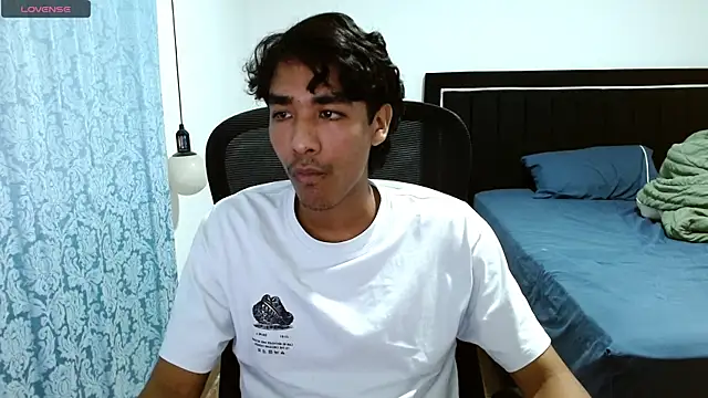 Pedestal diamant online show from 04-01-26, 01:50