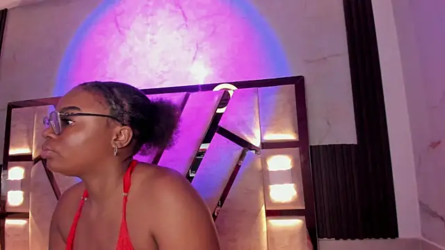 salem rosee online show from 04-30-26, 01:45