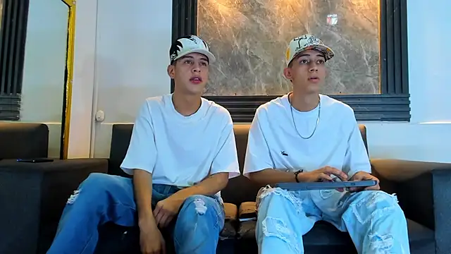 Golden princess online show from 02-05-26, 08:24