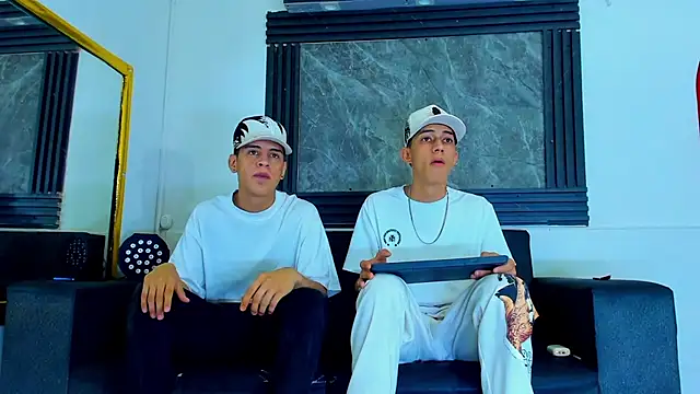 Golden princess online show from 02-08-26, 07:56