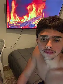 Snapshot of Samore_ chatting on 02-13-26, 05:36 Samore online show from 02-13-26, 05:36