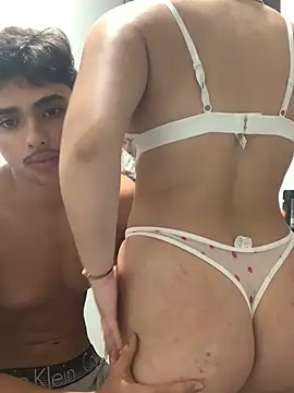 Snapshot of Samore_ chatting on 03-10-26, 03:39 Samore online show from 03-10-26, 03:39