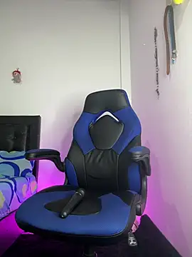 Snapshot of sooe_fox chatting on 03-20-26, 04:39 sooe fox online show from 03-20-26, 04:39