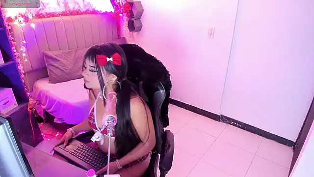 Evelin Slimx online show from 02-08-26, 07:23