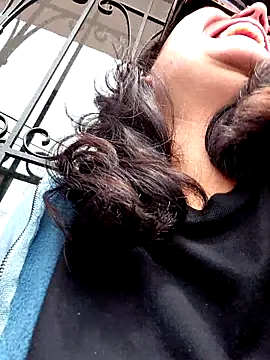 Snapshot of Mari-98 chatting on 02-21-26, 05:58 Mari-98 online show from 02-21-26, 05:58