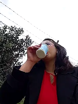 Snapshot of Mari-98 chatting on 03-05-26, 05:20 Mari-98 online show from 03-05-26, 05:20