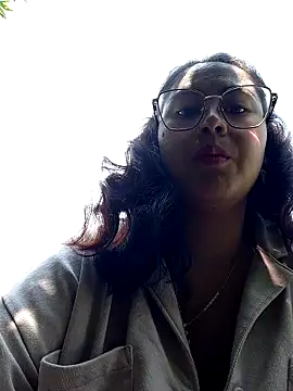 Snapshot of Mari-98 chatting on 03-16-26, 06:56 Mari-98 online show from 03-16-26, 06:56