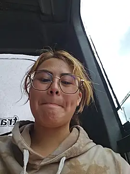 Mari-98 online show from 05-04-26, 04:25