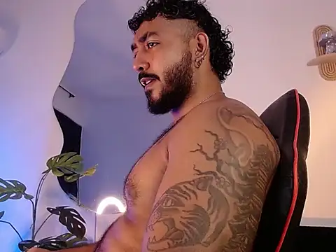 Snapshot of nate_rott chatting on 03-20-26, 12:43 nate rott online show from 03-20-26, 12:43