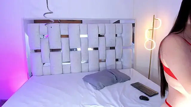 EvelynRouss online show from 02-06-26, 10:35