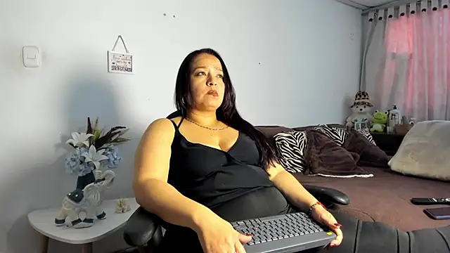  Ivannaheat online show from 02-12-26, 04:57