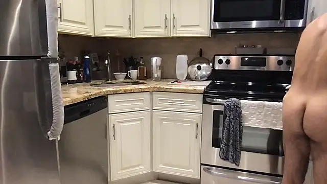 BigMuscleGuy28 online show from 02-05-26, 09:41