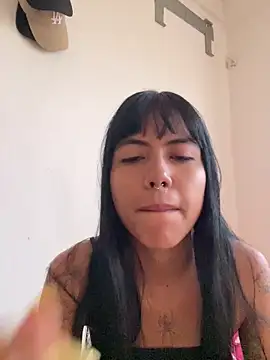 Estefany Maita online show from 02-06-26, 11:35