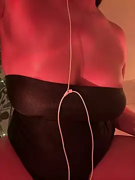 Luvfromesme online show from 02-09-26, 04:05