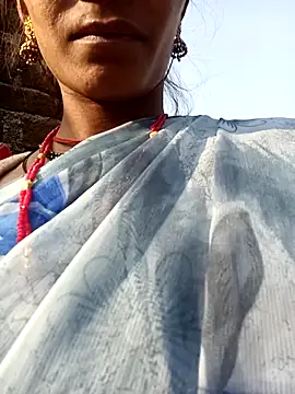 Punam kiyara online show from 02-05-26, 03:44