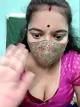 Snapshot of Tamilkannadacouple chatting on 04-18-26, 05:44 Tamilkannadacouple online show from 04-18-26, 05:44
