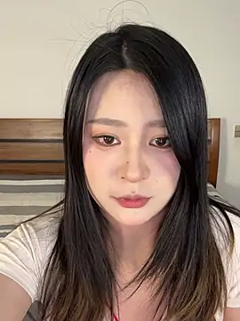 yuedong01 online show from 02-05-26, 01:16