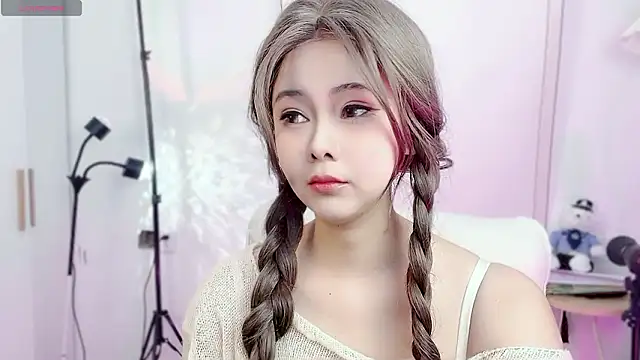 Memeli0 online show from 02-09-26, 09:52