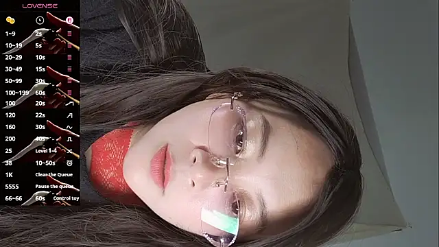 Snapshot of vivi523 chatting on 03-26-26, 12:22 vivi523 online show from 03-26-26, 12:22