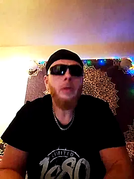 Snapshot of Stossfest43 chatting on 03-13-26, 08:04 Stossfest43 online show from 03-13-26, 08:04