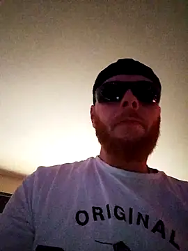 Snapshot of Stossfest43 chatting on 03-28-26, 09:31 Stossfest43 online show from 03-28-26, 09:31