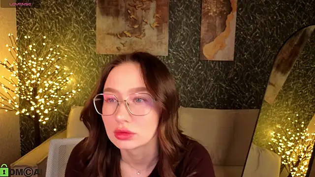 Snapshot of _Kiki_angel_ chatting on 02-19-26, 01:45 Kiki angel online show from 02-19-26, 01:45