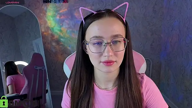 Snapshot of _Kiki_angel_ chatting on 03-11-26, 09:37 Kiki angel online show from 03-11-26, 09:37