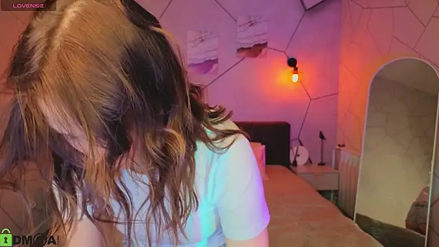 Snapshot of _Kiki_angel_ chatting on 03-25-26, 01:55 Kiki angel online show from 03-25-26, 01:55