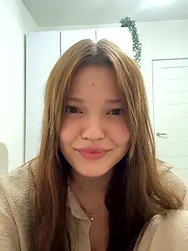 lunamuna  online show from 02-08-26, 04:21