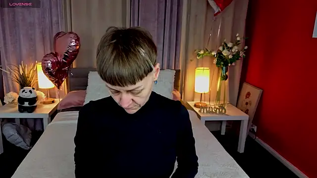 EmilyyBlake online show from 02-17-26, 05:41