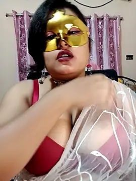 Snapshot of Lovely-Lina7 chatting on 06-17-26, 03:35 Lovely-Lina7 online show from 06-17-26, 03:35