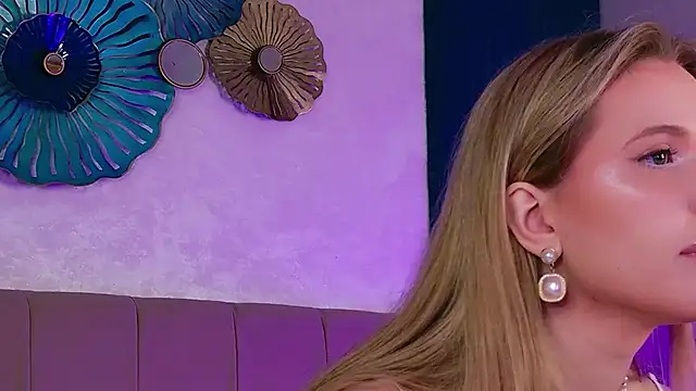 Beckie White online show from 02-26-26, 08:41