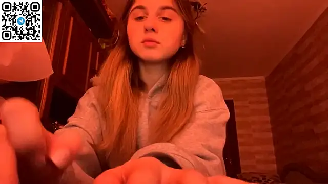 Snapshot of LovelySilk_63 chatting on 02-20-26, 08:38 LovelySilk 63 online show from 02-20-26, 08:38